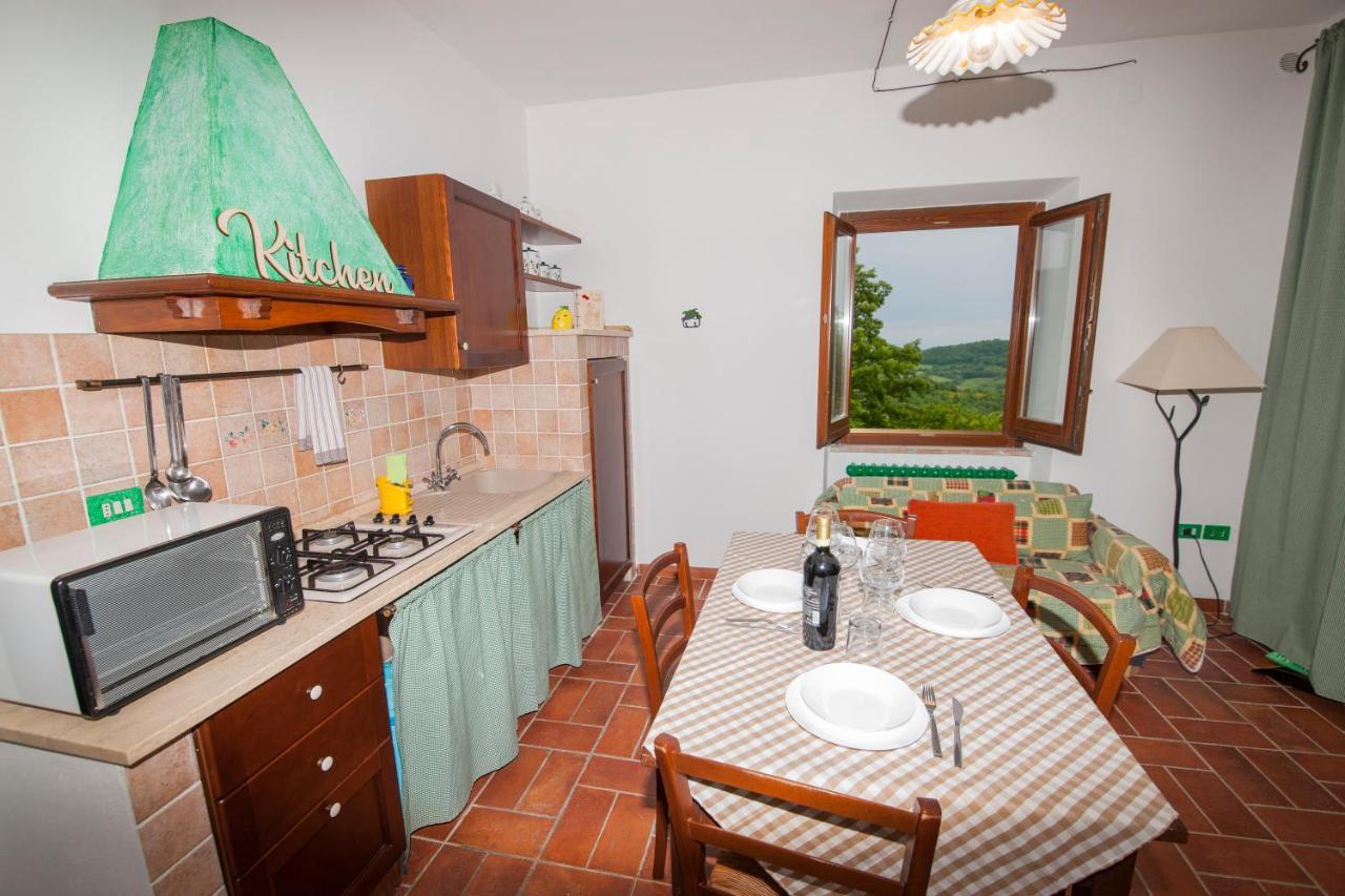 Вилла Il Borgo Del Lupo Сартеано Экстерьер фото