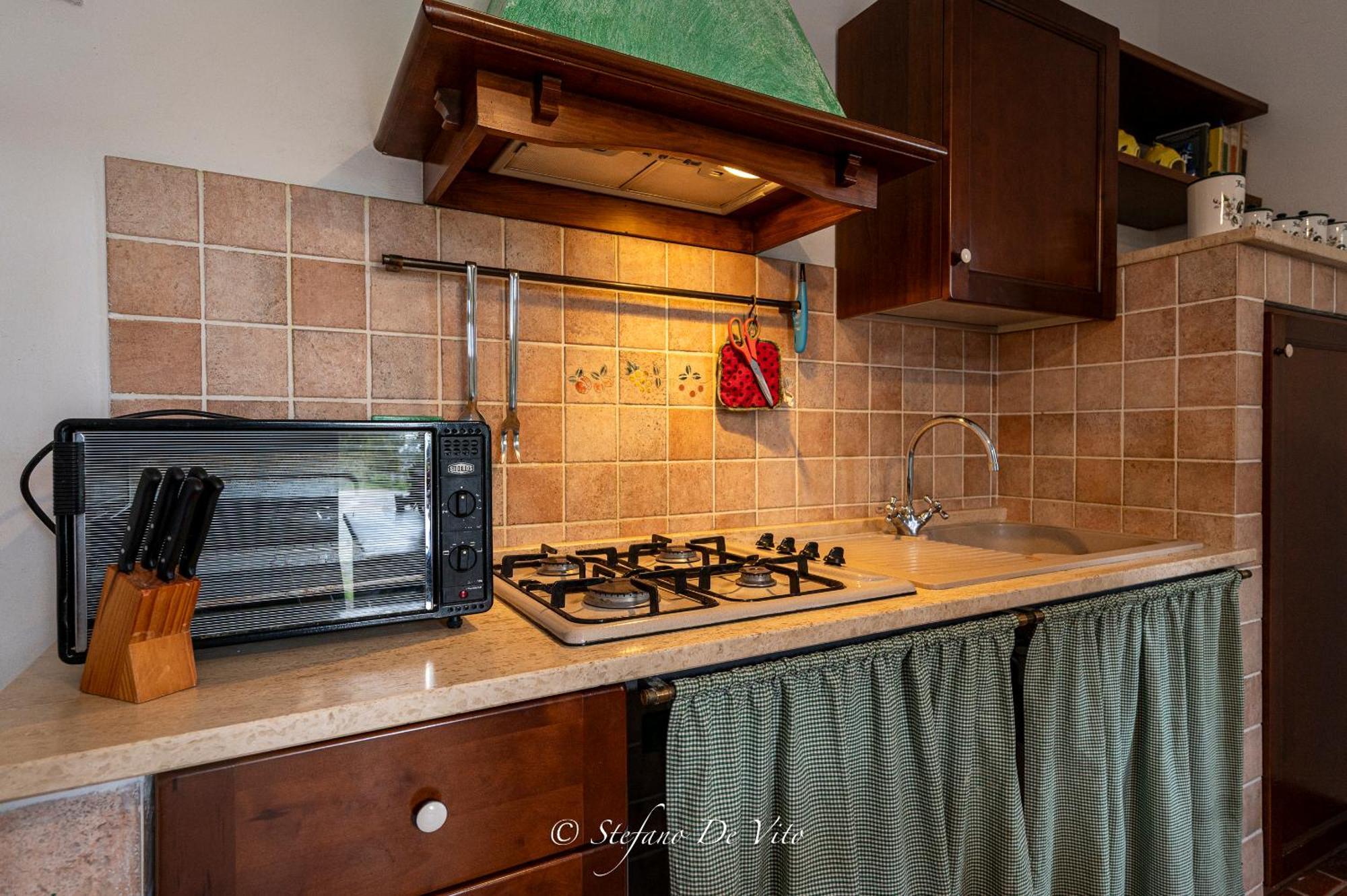 Вилла Il Borgo Del Lupo Сартеано Экстерьер фото